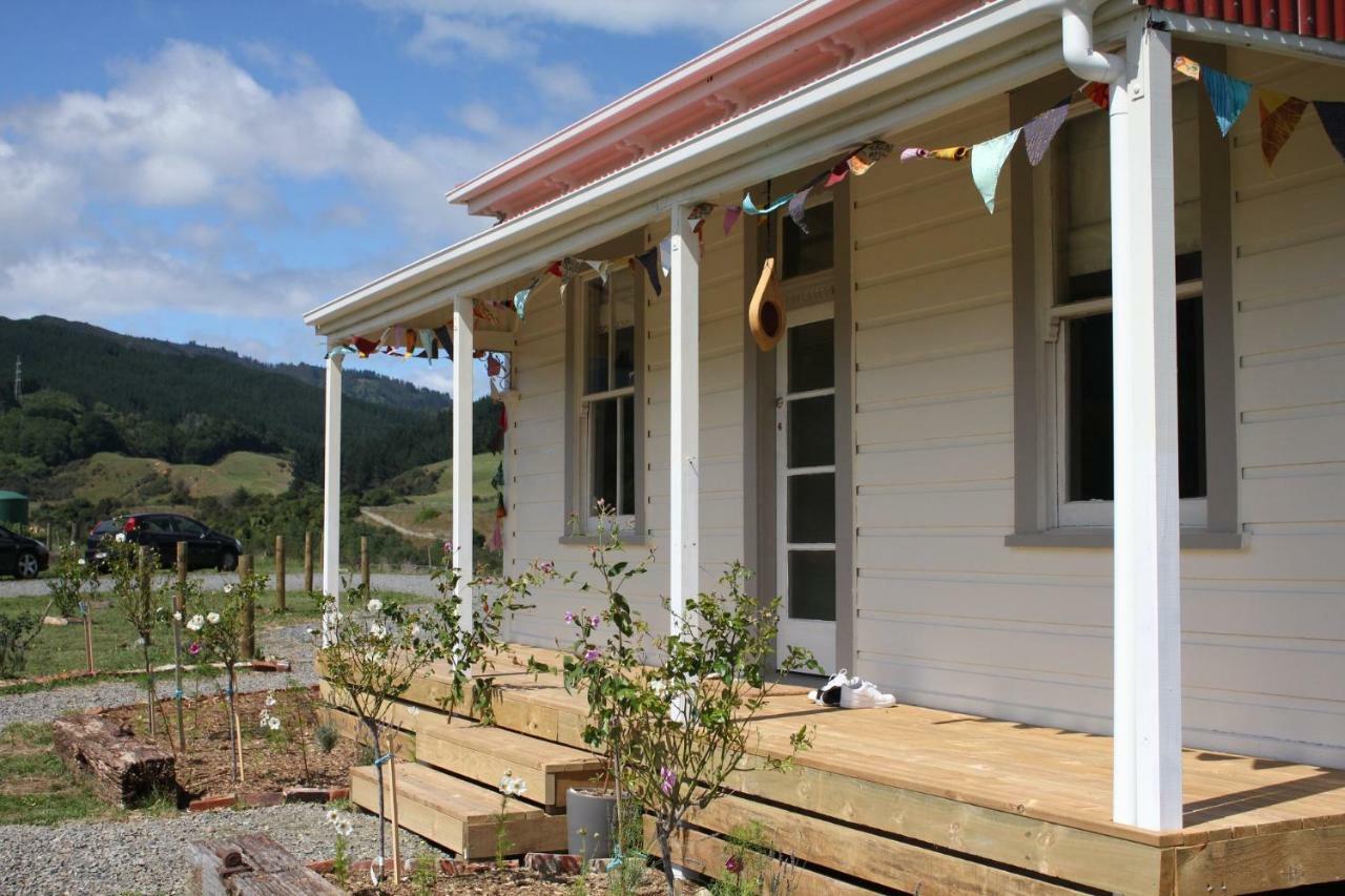 Saffron Cottage Manakau Exterior foto